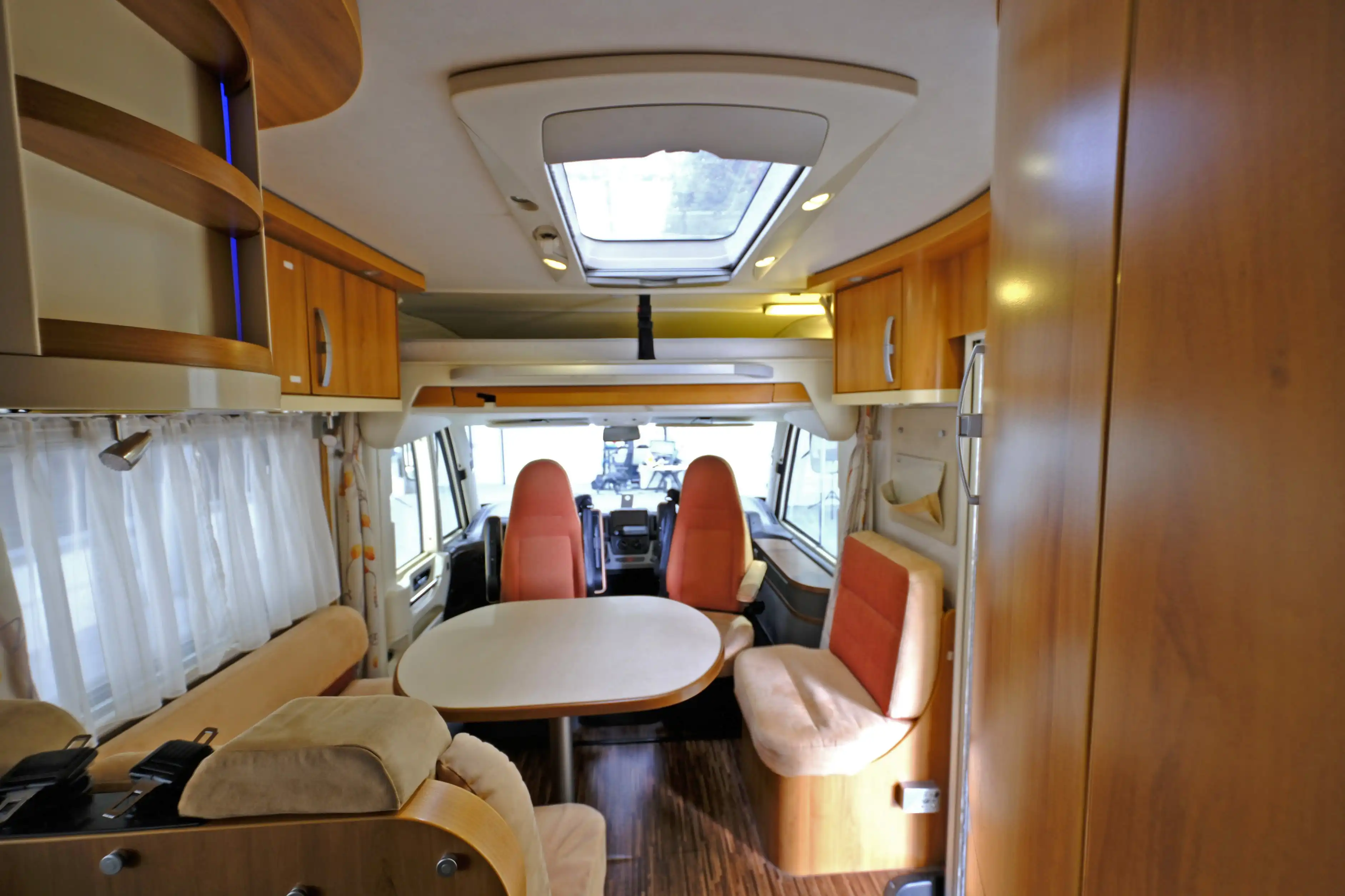 HYMER-ERIBA B 614 CL